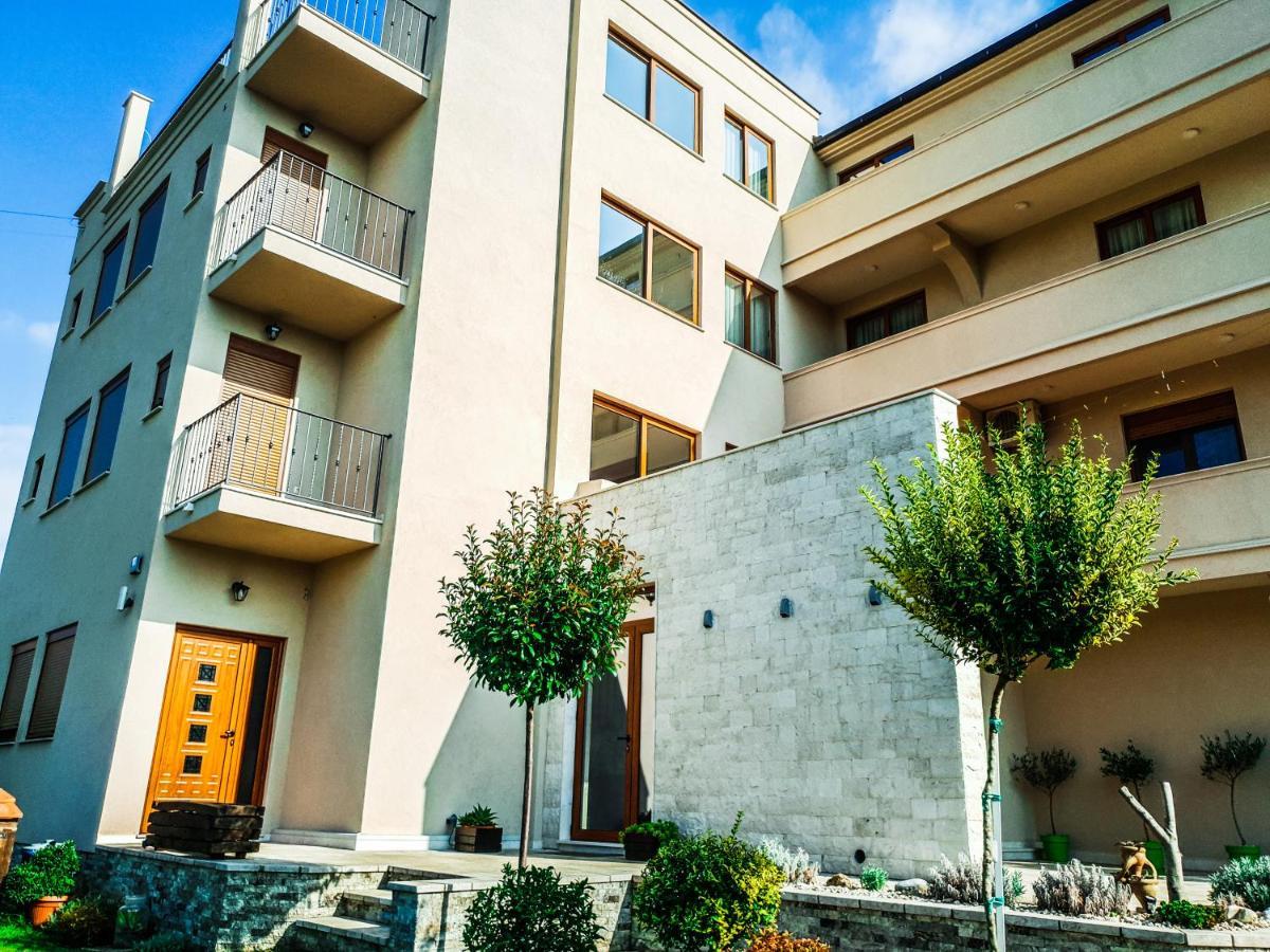 Lacasa Apartments & Restaurant Ούλτσιν Εξωτερικό φωτογραφία