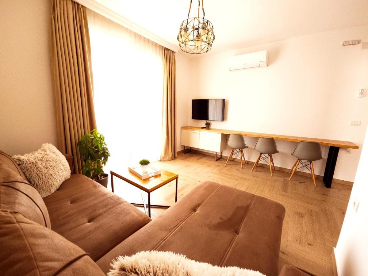 Lacasa Apartments & Restaurant Ούλτσιν Εξωτερικό φωτογραφία