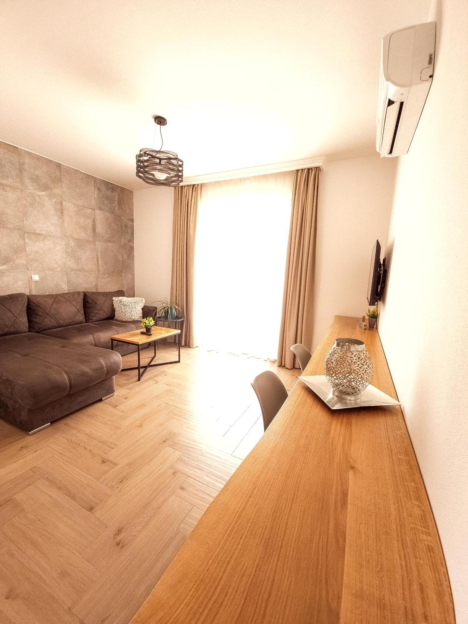 Lacasa Apartments & Restaurant Ούλτσιν Εξωτερικό φωτογραφία