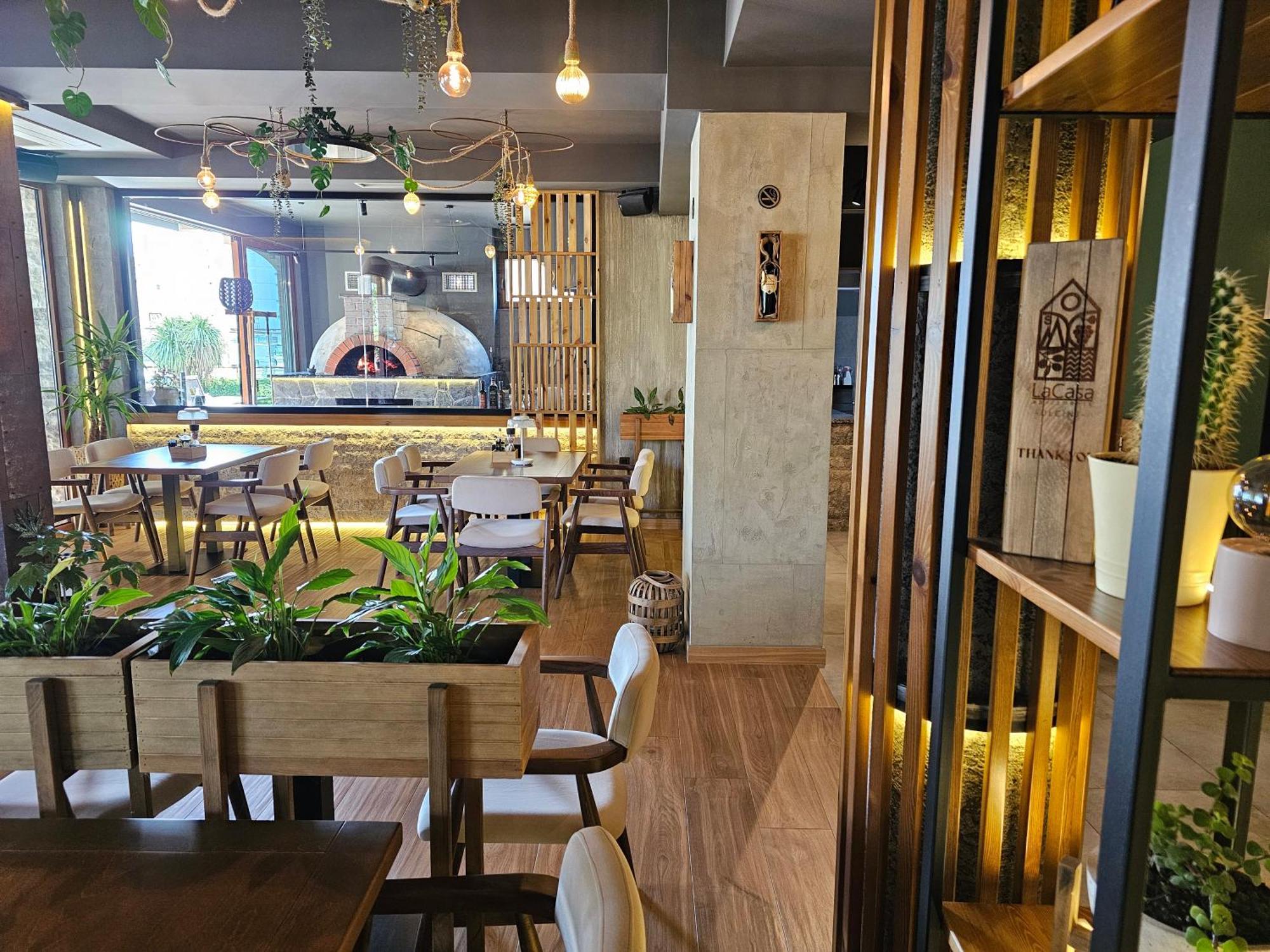 Lacasa Apartments & Restaurant Ούλτσιν Εξωτερικό φωτογραφία